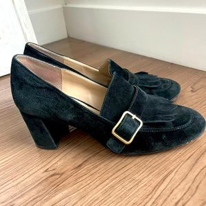 Size 7.5 Vince Camuto Suede Heeled Loafer